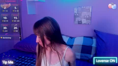 Snapshot of bekkawell chatting on February 27, 6:13 am Lisa online show from February 27, 6:13 am