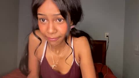 bella19sua online show from November 24, 7:29 am