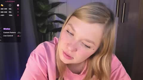 Bella online show from September 19, 2:32 pm