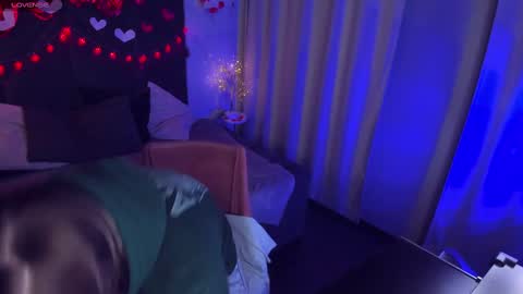 Bella online show from February 13, 7:52 pm