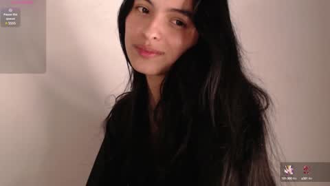 Snapshot of bella_musee chatting on February 7, 2:29 am   online show from February 7, 2:29 am