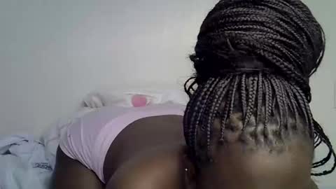 bella_noire1 online show from June 1, 5:14 pm