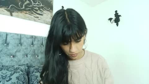 Bella online show from May 14, 1:59 am