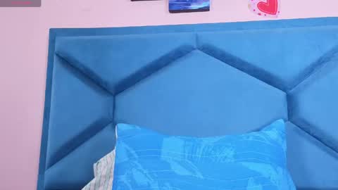 Bella online show from May 27, 1:57 am