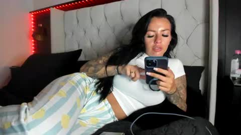 Bella Black online show from June 18, 9:53 pm