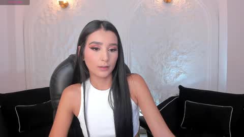  Bella C  online show from May 12, 5:44 pm