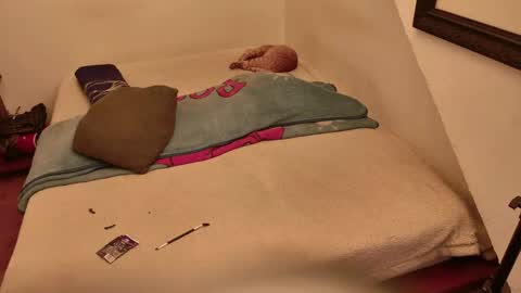 belladona7 online show from April 19, 6:25 am