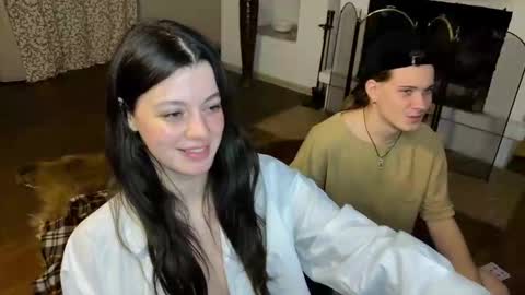 Baila online show from December 1, 10:30 pm