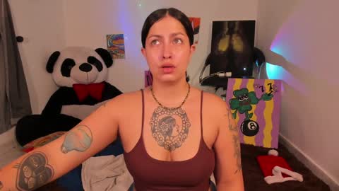 Bella online show from December 29, 3:24 pm