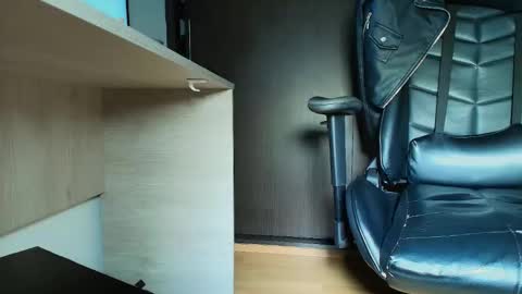 Camille  online show from March 7, 10:54 pm