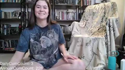 BellaStrange69 online show from February 27, 3:10 am