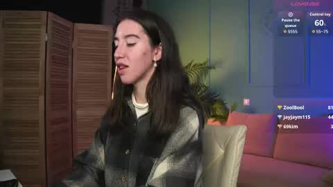 Bella online show from October 4, 4:38 pm