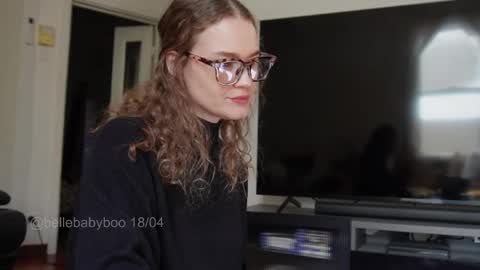 BELLE   online show from April 19, 2:01 am