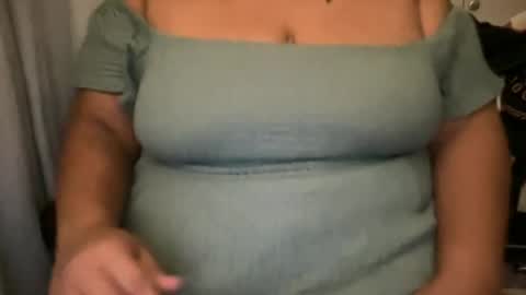 belles online show from July 29, 8:25 am