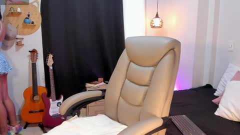 bellvet online show from April 9, 11:38 am