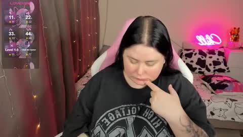 LinaBoo online show from February 13, 7:01 am