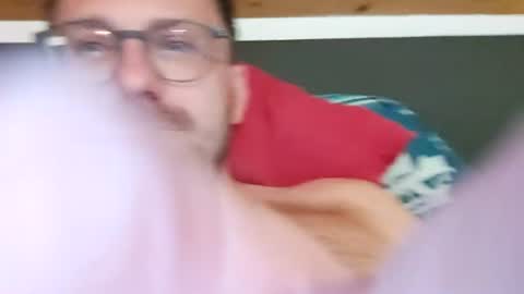 ben00189 online show from July 7, 5:17 pm