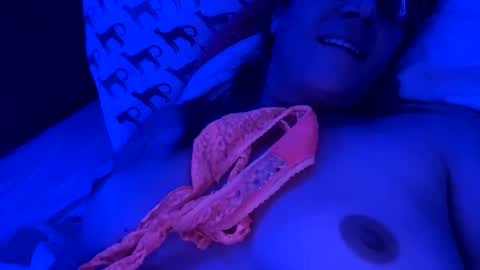 Becky online show from December 5, 5:10 am