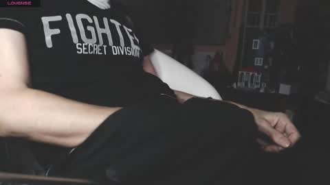 benijamin online show from November 26, 11:45 pm