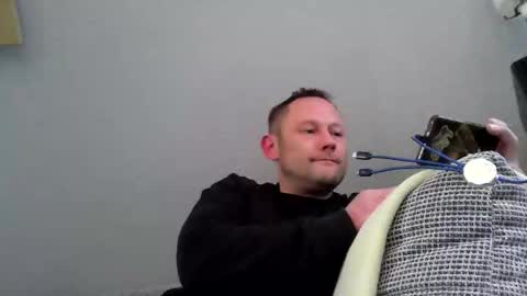 benizio online show from March 3, 12:50 pm