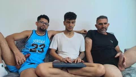 benjamin online show from November 13, 8:33 pm