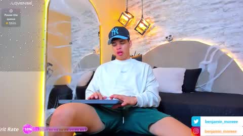 BENJAMIN online show from October 26, 12:39 pm