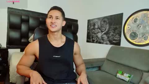 benjamincooperk online show from June 13, 7:52 am