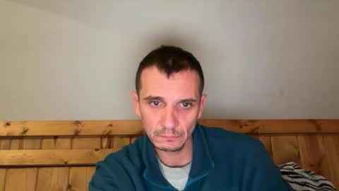 benny and innocentvixon online show from February 19, 3:05 am