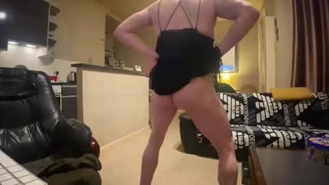 Vivacious Valentine online show from February 16, 2:20 am