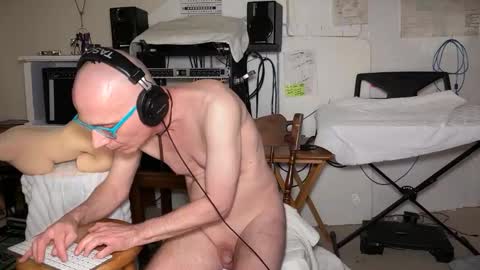 Bent online show from May 17, 4:00 am