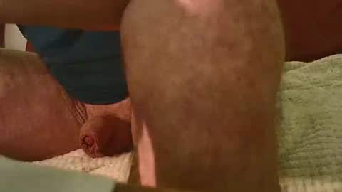 Benutzmich0800 online show from November 5, 8:00 pm