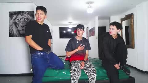 benz boys online show from September 10, 11:44 am