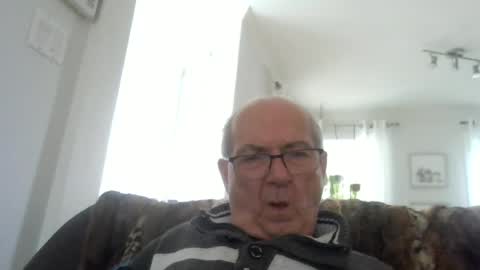 bernard1102 online show from June 20, 1:06 pm
