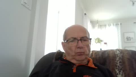 bernard1102 online show from February 14, 2:31 pm