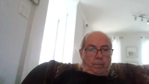 bernard1102 online show from July 13, 10:52 am