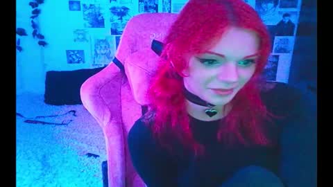 Snapshot of berriekitten chatting on October 24, 6:41 pm BerrieKitten online show from October 24, 6:41 pm