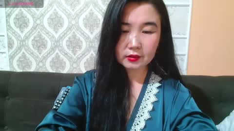 Snapshot of bet_lu chatting on February 18, 6:48 am Bet Lu online show from February 18, 6:48 am