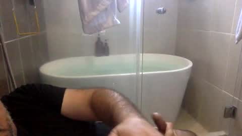 Virtual Gentleman online show from January 20, 2:36 pm