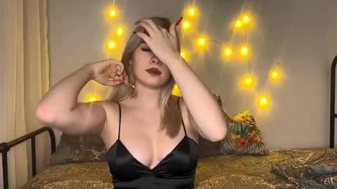 BlondeReka ITS MY 1st DAY HERE online show from January 11, 5:41 pm