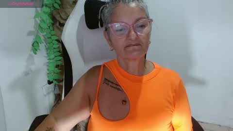 bibiana online show from April 19, 6:32 pm