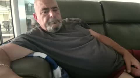 bgbelch online show from November 24, 6:39 pm