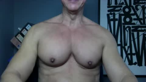 BGDKMUSCLEGUY - SELECTED BY CHATURBATE AS A TOP BROADCASTER FOR 2023 online show from April 3, 5:31 pm
