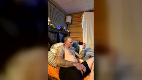 bharv69926743 online show from March 9, 5:45 am