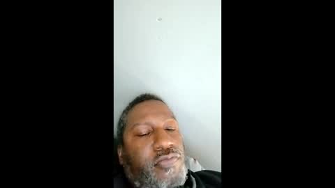 bi582945 online show from May 1, 6:24 pm