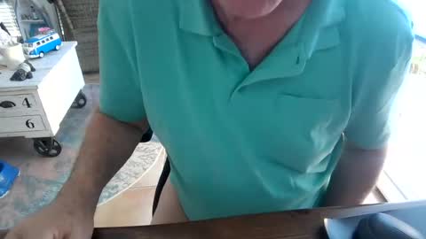 Manfred online show from August 6, 10:02 am
