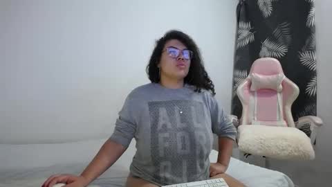 Bianca Tuesday to Sunday from 2am to 6am UTC-5 online show from September 13, 9:56 am