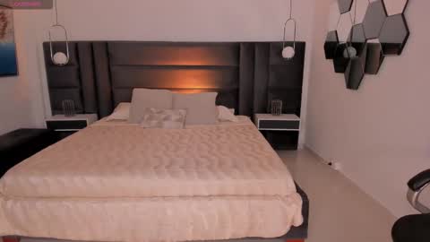 Bianca Pierce online show from September 24, 12:23 pm