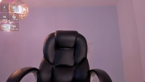 Bianca Pierce online show from April 4, 2:02 pm