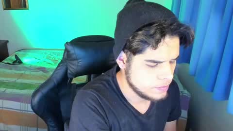 Logan Sprouse online show from April 22, 11:56 pm