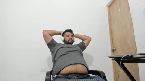 Tommy online show from December 21, 9:10 pm